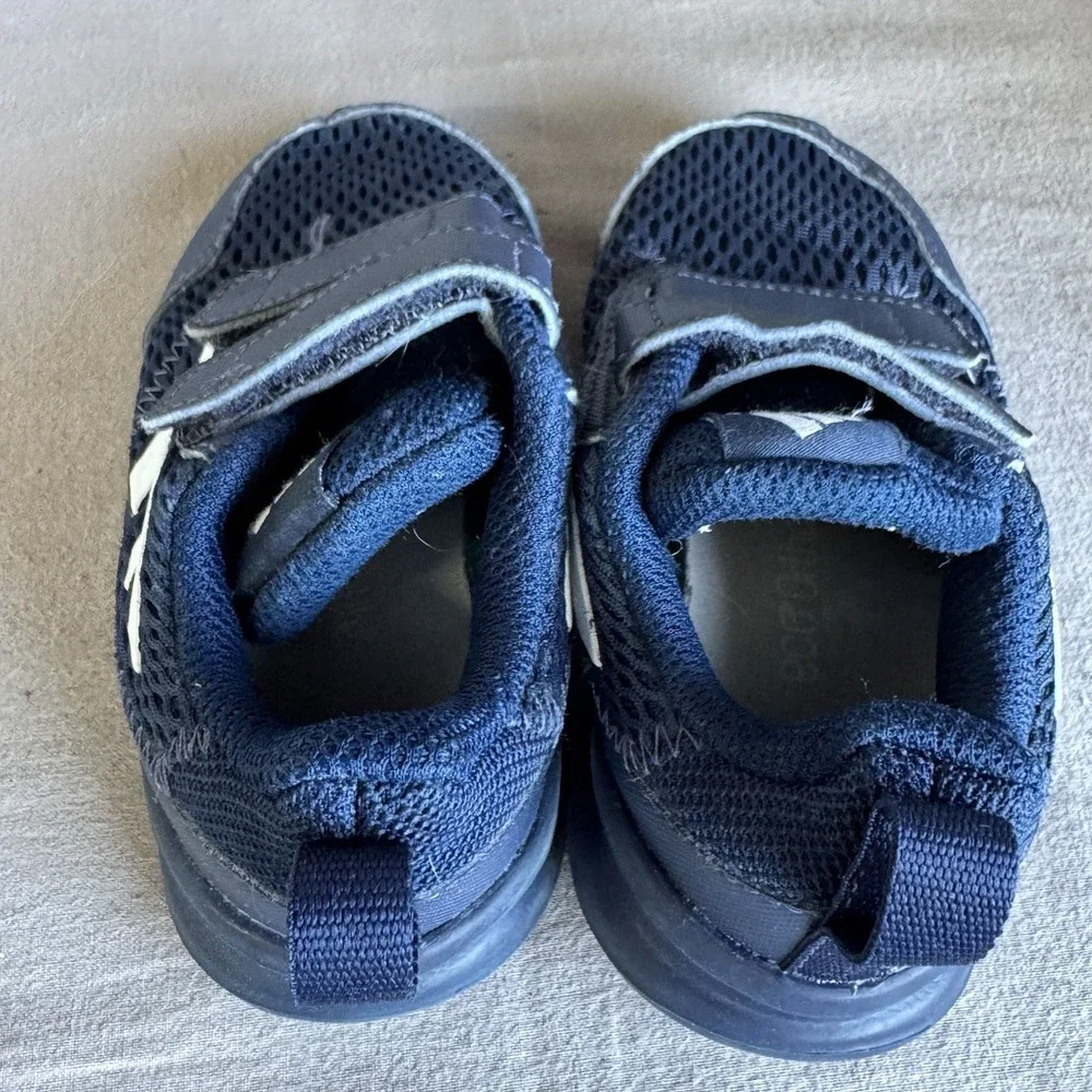 Size 7c - Adidas baby shoes navy‎ blue EE9098